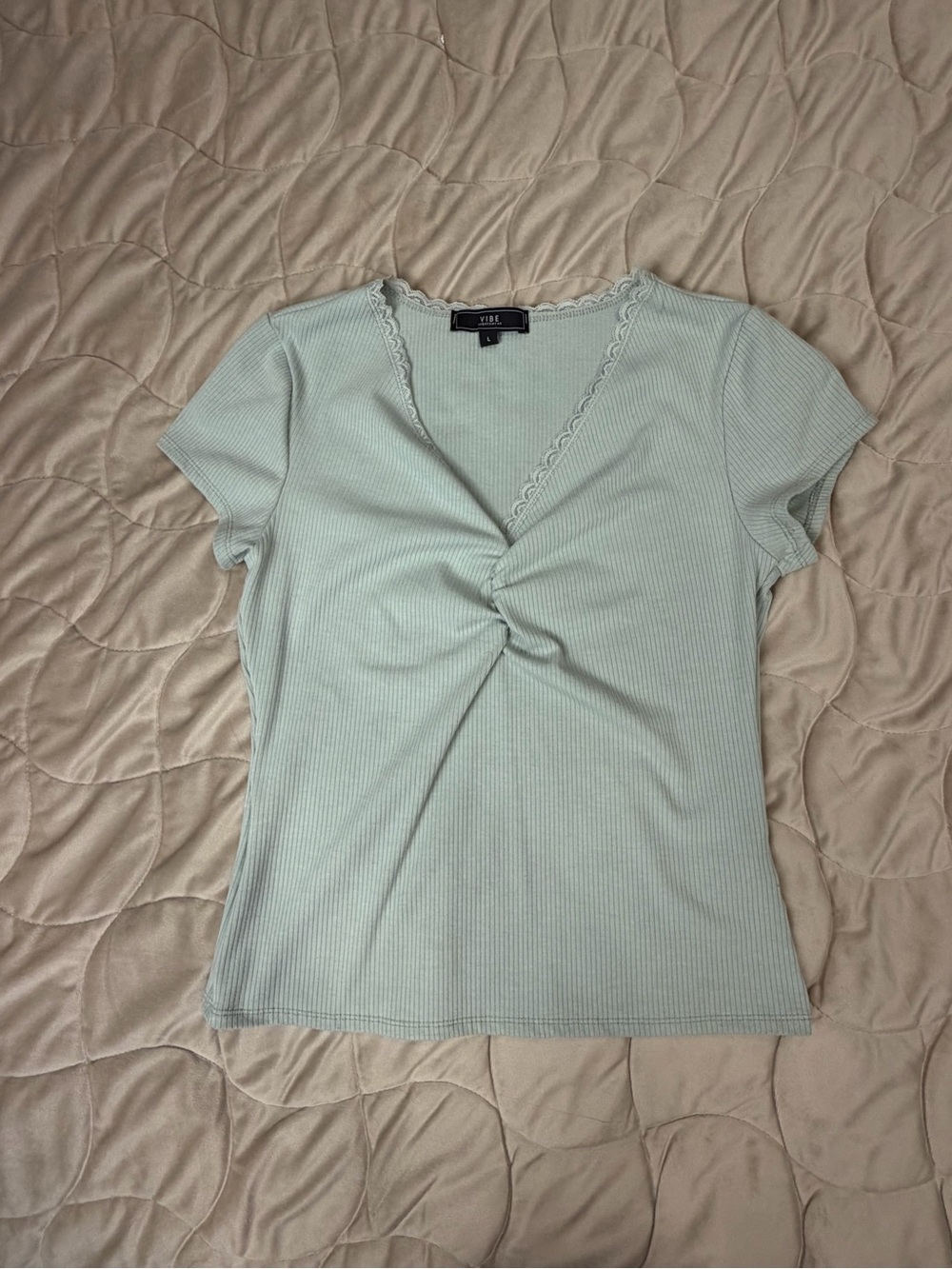 Vibe Mint Twist-Front Ribbed Short Sleeve Tee